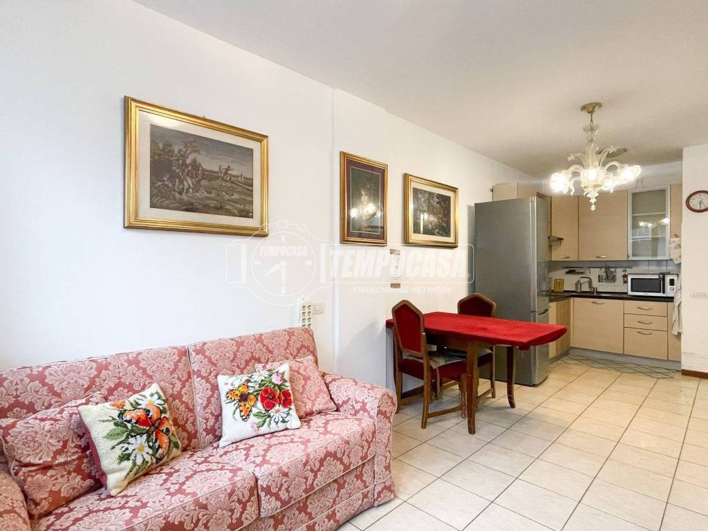 appartamento in vendita a Milano in zona Lambrate