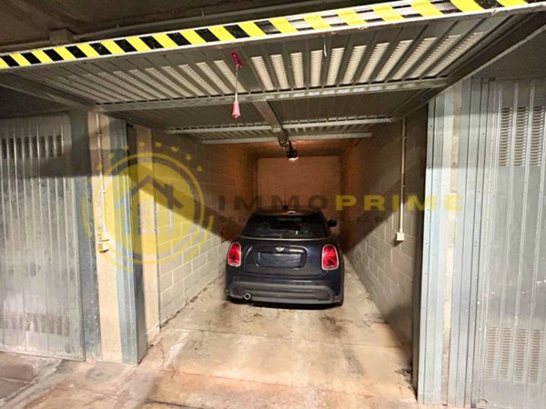 appartamento in vendita a Milano in zona Barona