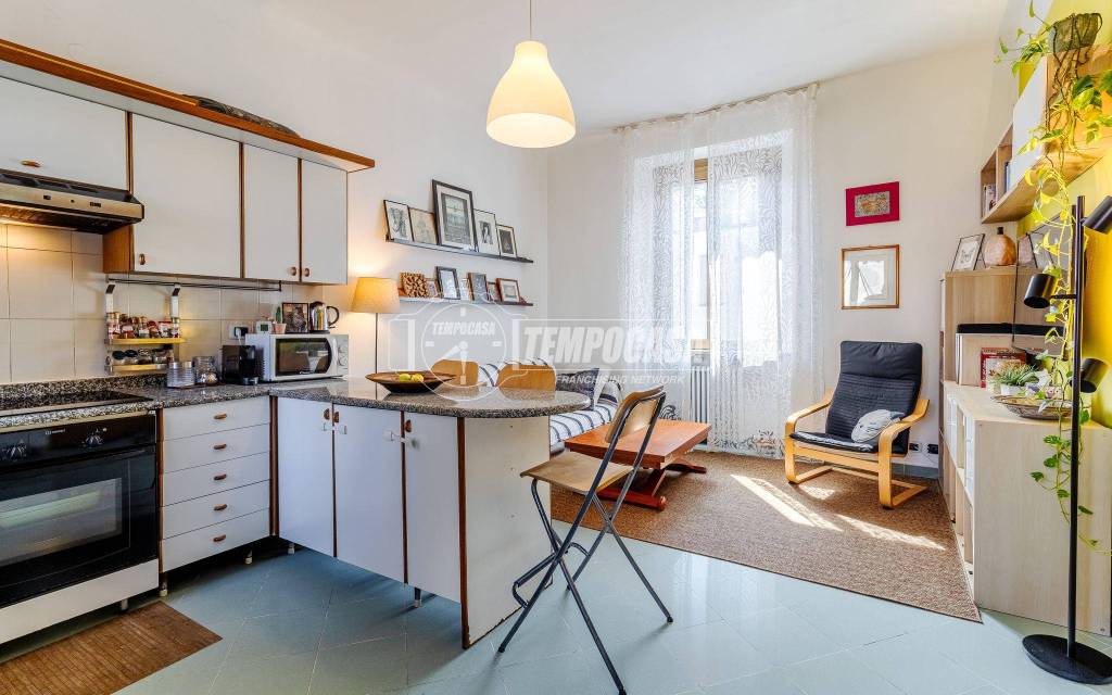 appartamento in vendita a Milano in zona Piazzale Lodi