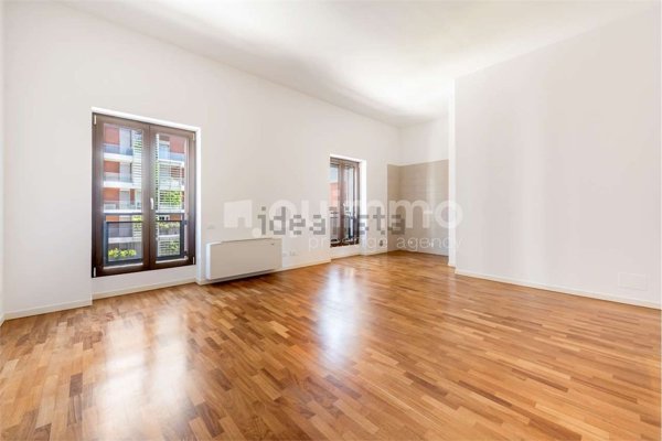 appartamento in vendita a Milano in zona Porta Nuova