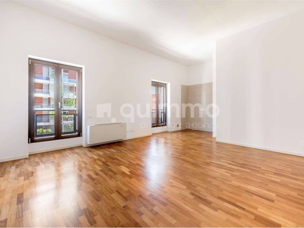 appartamento in vendita a Milano in zona Porta Nuova