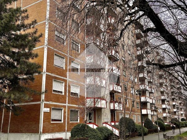 appartamento in vendita a Milano in zona Chiesa Rossa