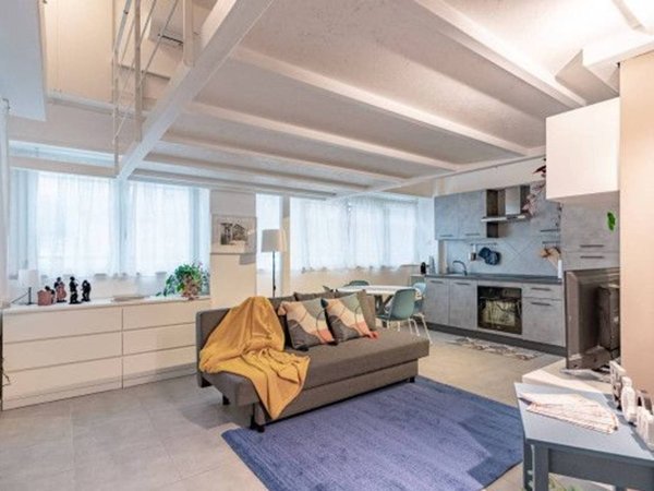 appartamento in vendita a Milano in zona Morivione