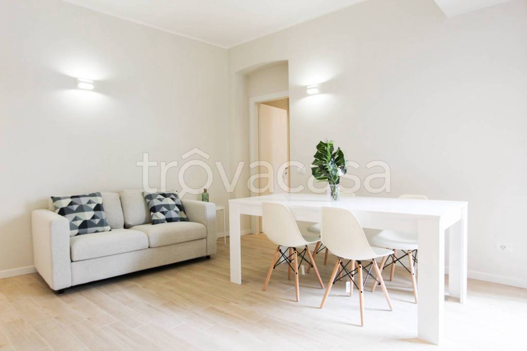 appartamento in vendita a Milano in zona Corvetto