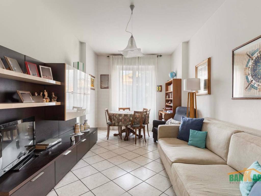 appartamento in vendita a Milano in zona Precotto