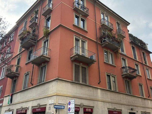appartamento in vendita a Milano in zona Isola