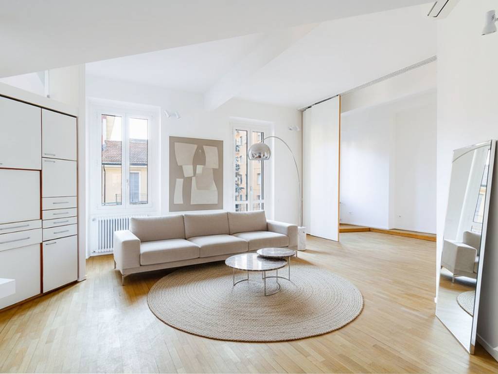 appartamento in vendita a Milano in zona Sempione