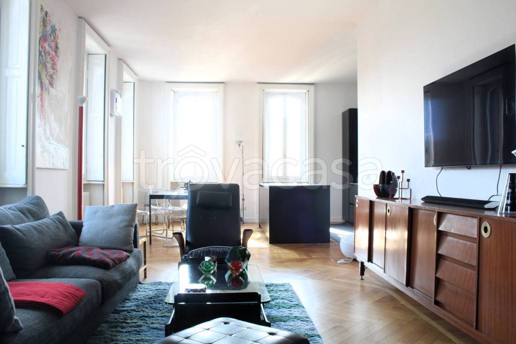 appartamento in vendita a Milano in zona Isola