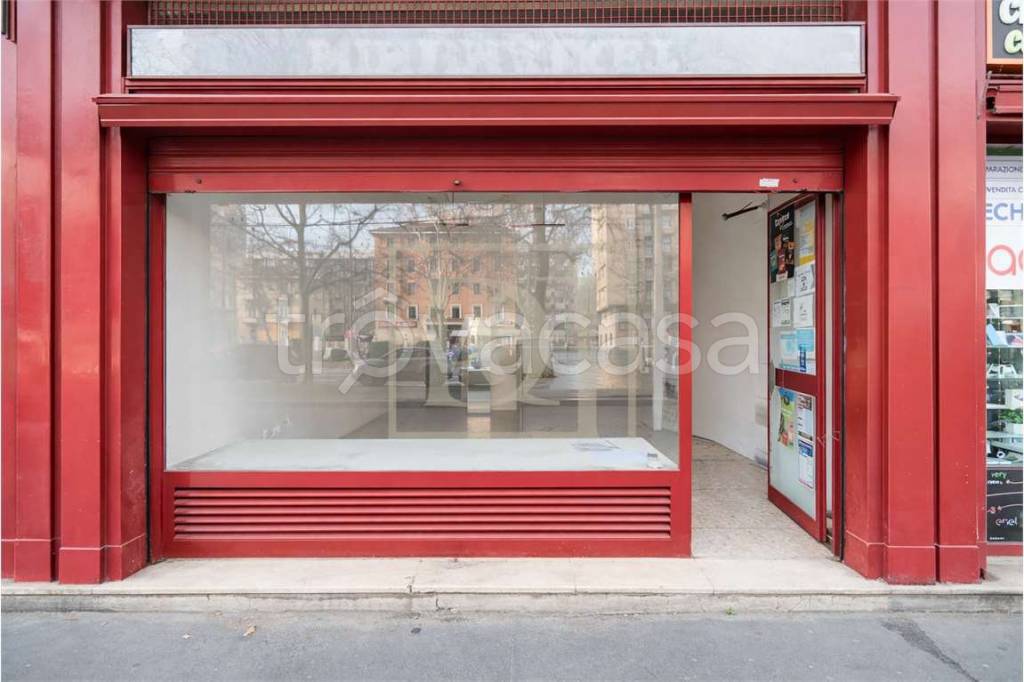 negozio in vendita a Milano