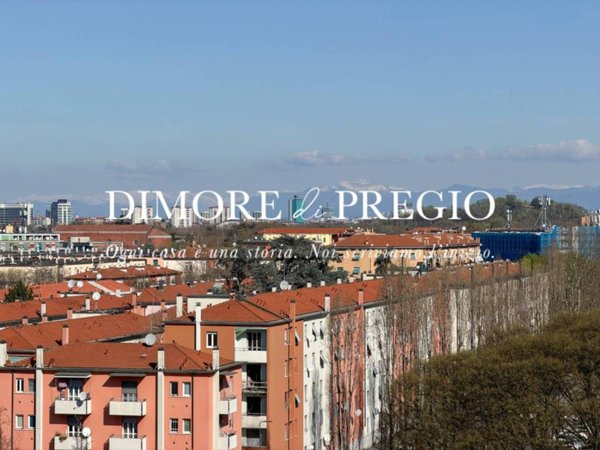 appartamento in vendita a Milano in zona Trenno