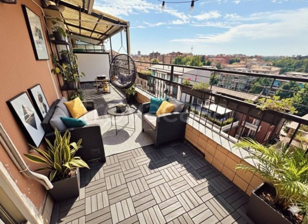 appartamento in vendita a Milano in zona Niguarda