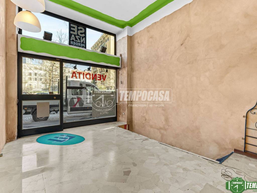 negozio in vendita a Milano in zona Porta Garibaldi
