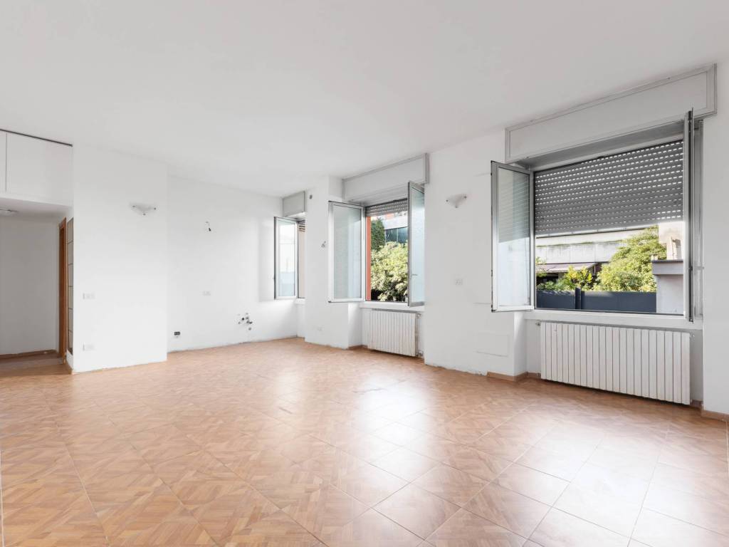 appartamento in vendita a Milano in zona Isola