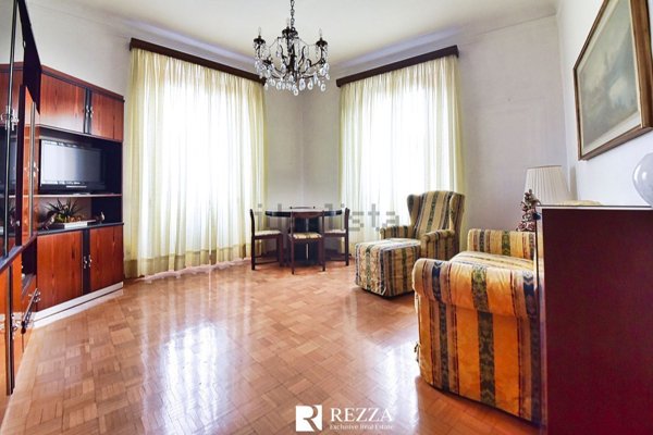 appartamento in vendita a Milano in zona XXII Marzo