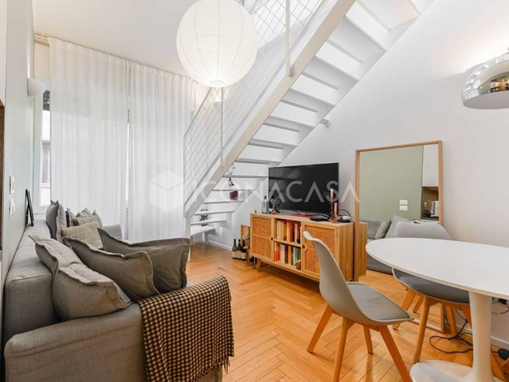 appartamento in vendita a Milano in zona Porta Vittoria