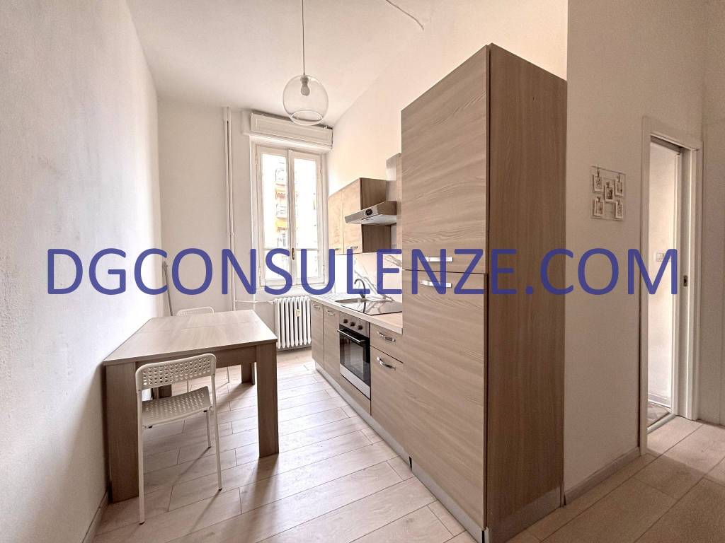 appartamento in vendita a Milano in zona Città Studi