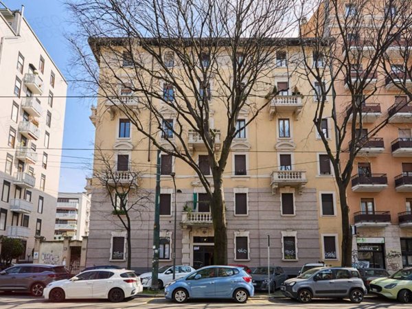 appartamento in vendita a Milano in zona Città Studi