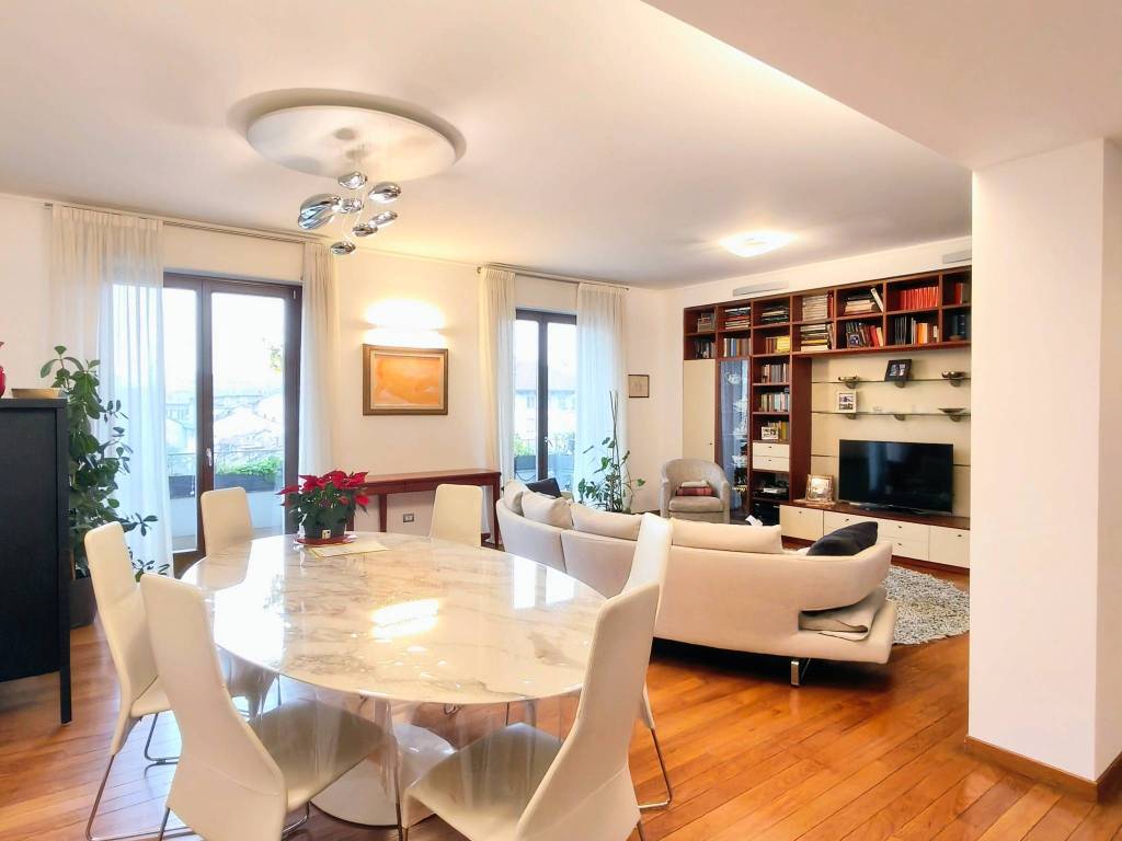 appartamento in vendita a Milano in zona Porta Venezia