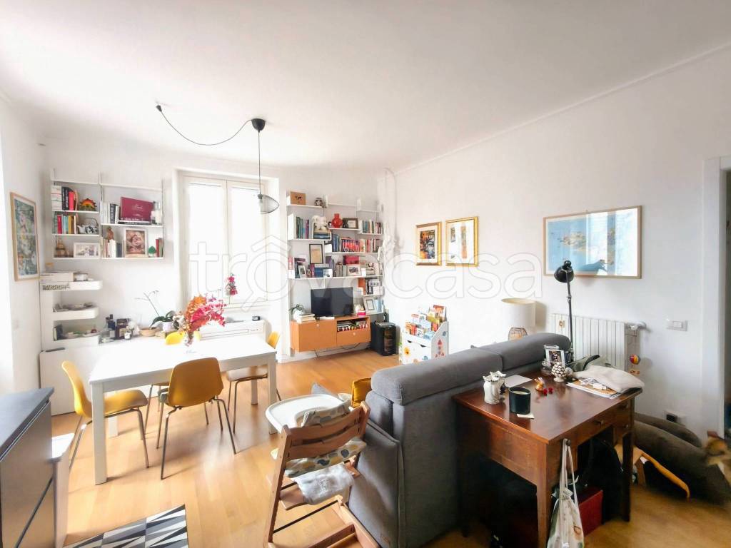 appartamento in vendita a Milano in zona Bocconi