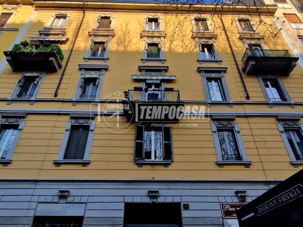 appartamento in vendita a Milano in zona Sempione