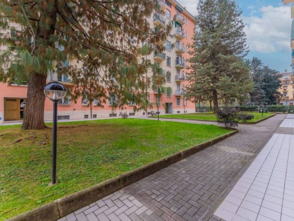 appartamento in vendita a Milano in zona Niguarda