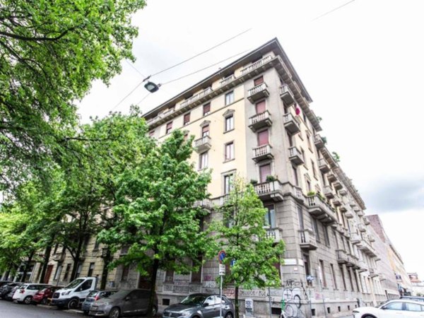 appartamento in vendita a Milano in zona Sempione