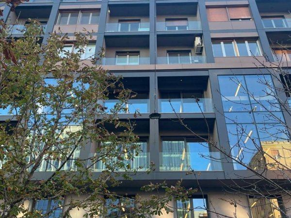 appartamento in vendita a Milano in zona Porta Garibaldi