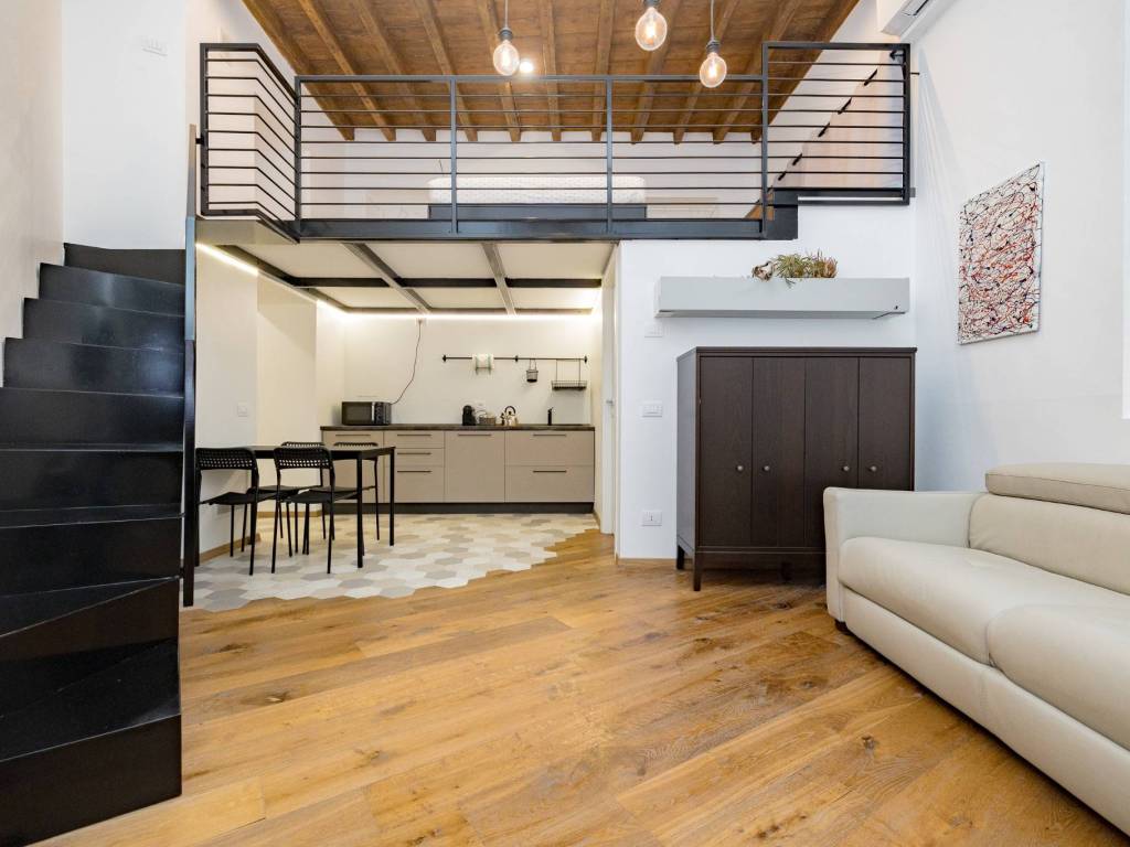 appartamento in vendita a Milano in zona Stazione Centrale