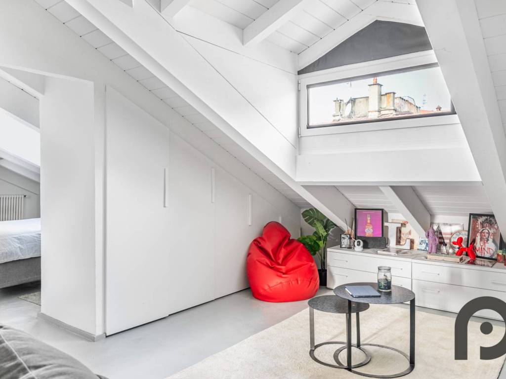 appartamento in vendita a Milano in zona Il Portello