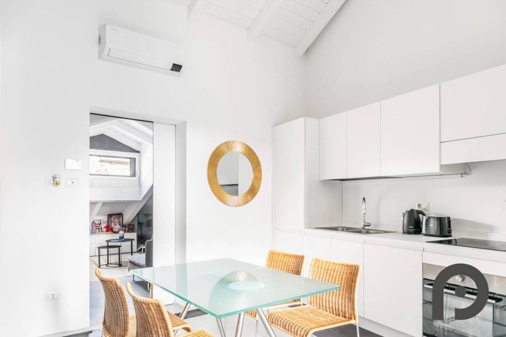 appartamento in vendita a Milano in zona Sempione