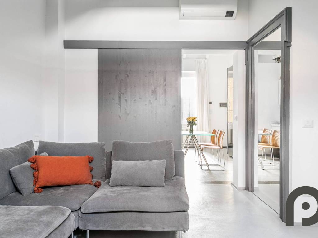 appartamento in vendita a Milano in zona Isola