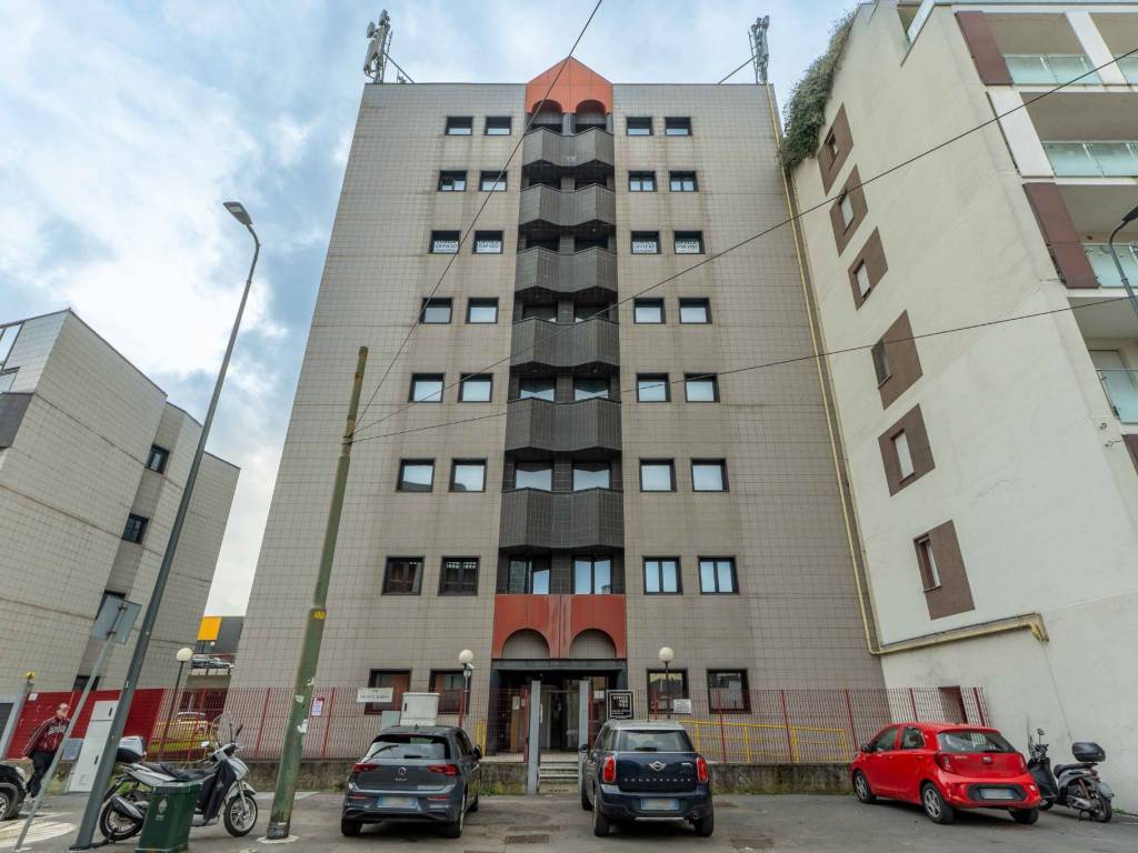 appartamento in vendita a Milano in zona Vigentino