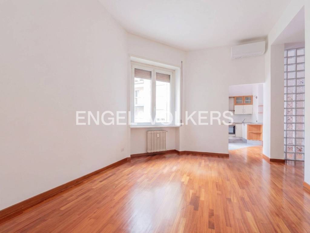 appartamento in vendita a Milano in zona Porta Garibaldi