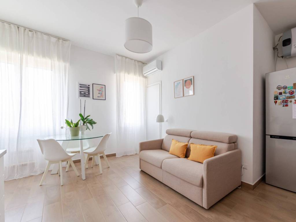 appartamento in vendita a Milano in zona Vigentino