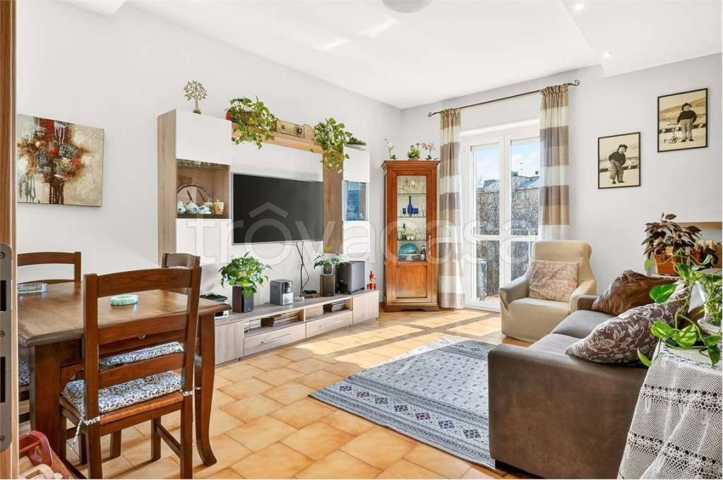 appartamento in vendita a Milano in zona Il Portello