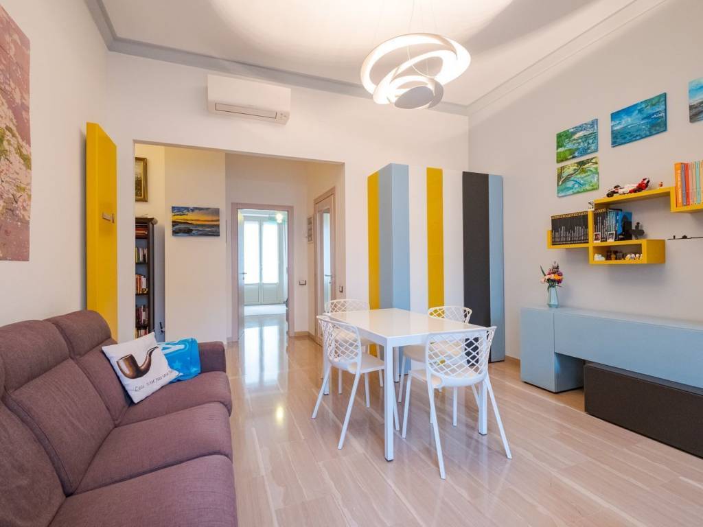 appartamento in vendita a Milano in zona Città Studi