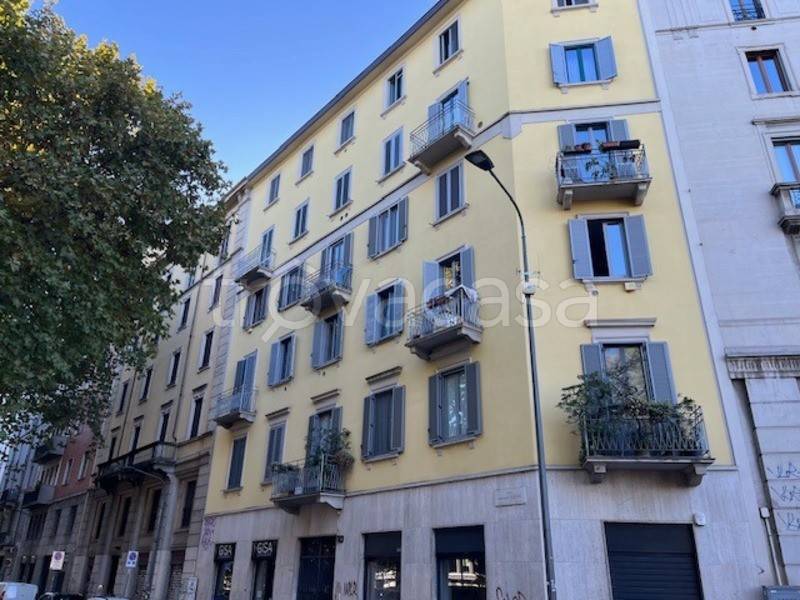 appartamento in vendita a Milano in zona Porta Volta