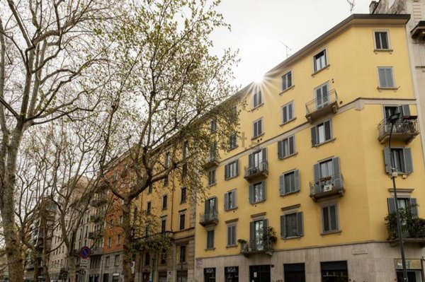 appartamento in vendita a Milano in zona Porta Volta