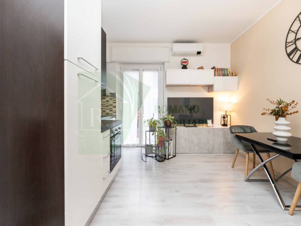 appartamento in vendita a Milano in zona Gorla