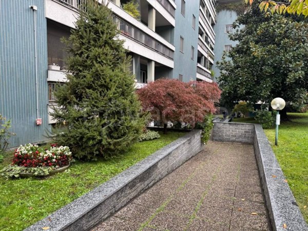 appartamento in vendita a Milano in zona Bocconi
