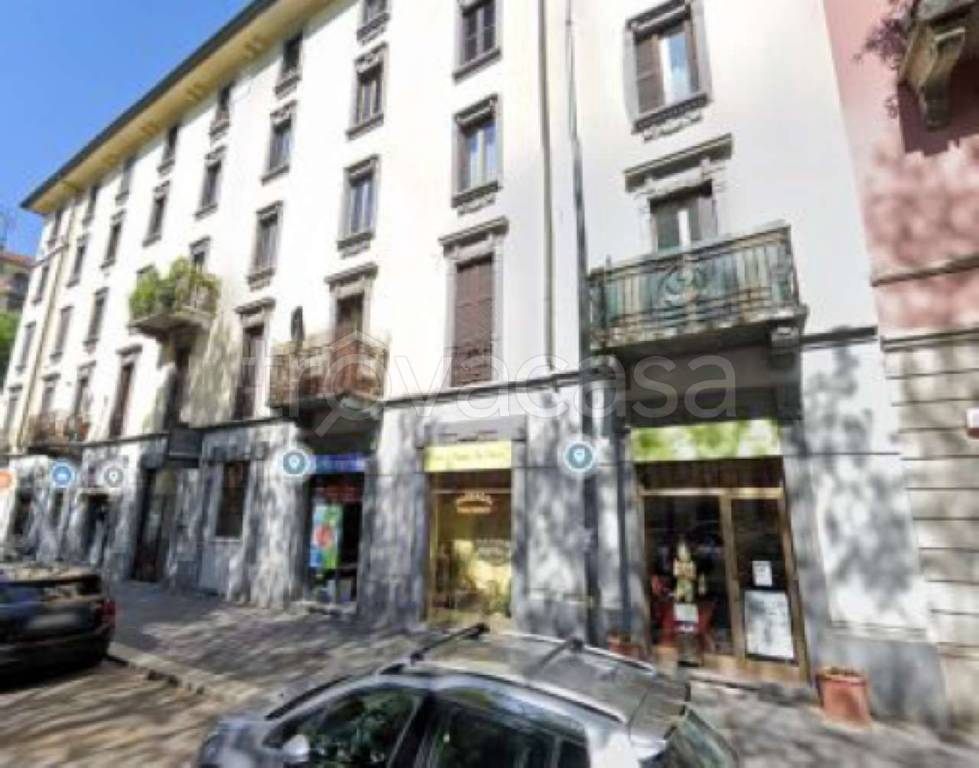 negozio in vendita a Milano