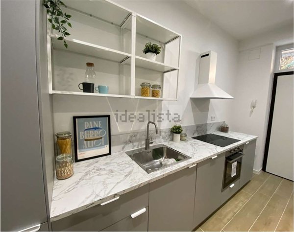 appartamento in vendita a Milano in zona Chiesa Rossa