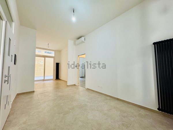 appartamento in vendita a Milano in zona Porta Genova