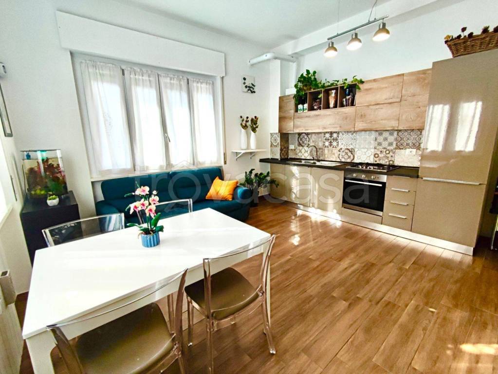 appartamento in vendita a Milano in zona Maggiolina