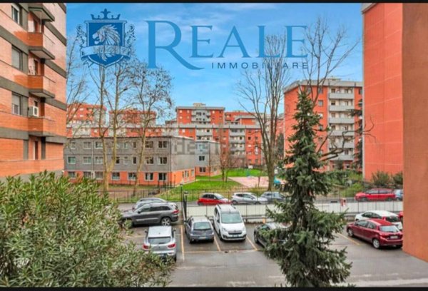 appartamento in vendita a Milano in zona Baggio
