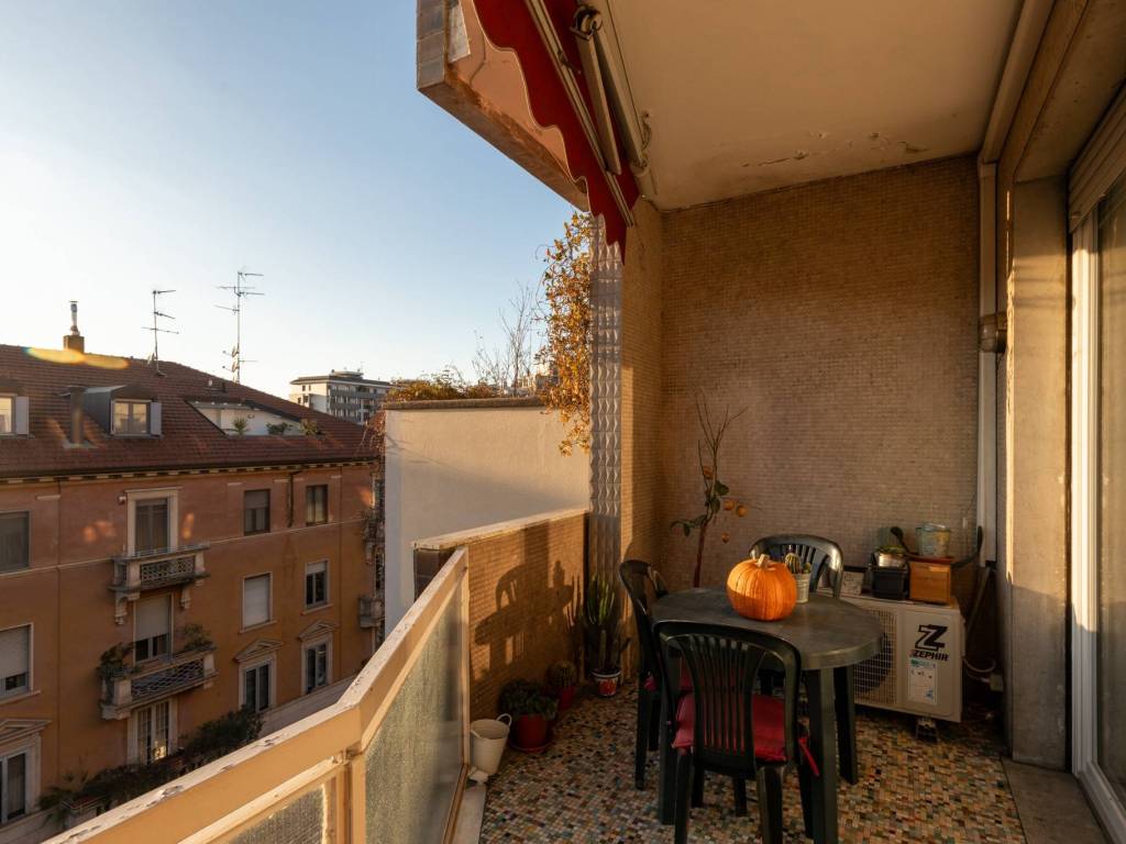 appartamento in vendita a Milano in zona Solari