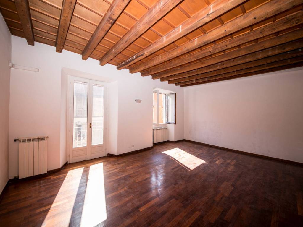 appartamento in vendita a Milano in zona Cinque Giornate