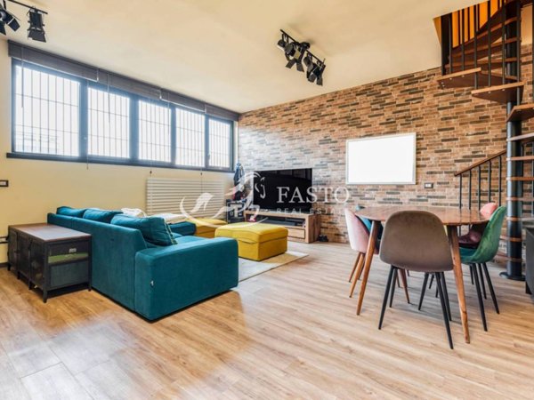 appartamento in vendita a Milano in zona Rogoredo