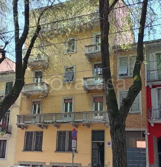 appartamento in vendita a Milano in zona Ghisolfa