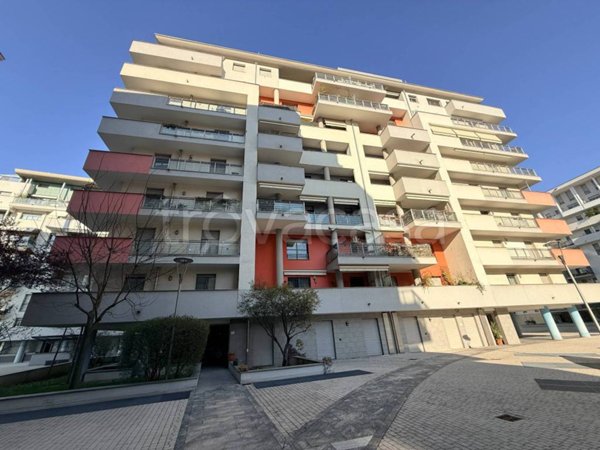 appartamento in vendita a Milano in zona Rogoredo